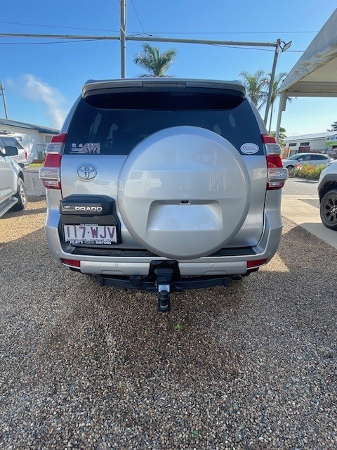 MY16 TOYOTA PRADO GXL- a remarkable SUV that seamlessly combines power, comfort, and versatility - Image 3