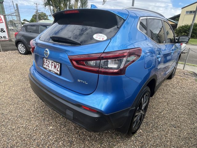 MY21 NISSAN XTRAIL ST-LX WAGON AUTO PULP - Excellent condition and low kms!  Features bonnet protector and floor mats. - Image 3