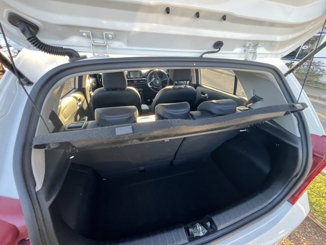 MY19 KIA PICANTO GT HATCH PULP 2WS AUTO White - cute as a button plus fuel economy! - Image 7