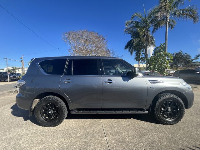 MY18 NISSAN PATROL TI WAGON  4WD AUTO PULP - Experience supreme comfort and powerful 4WD with this sleek family SUV in gun metal grey.