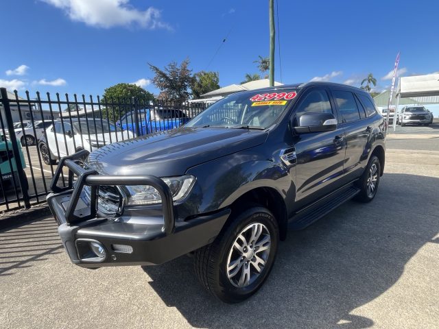 MY20 FORD EVEREST TREND SUV AUTO DIESEL 4WD Black - well maintained, low kms and spacious interior! - Image 3